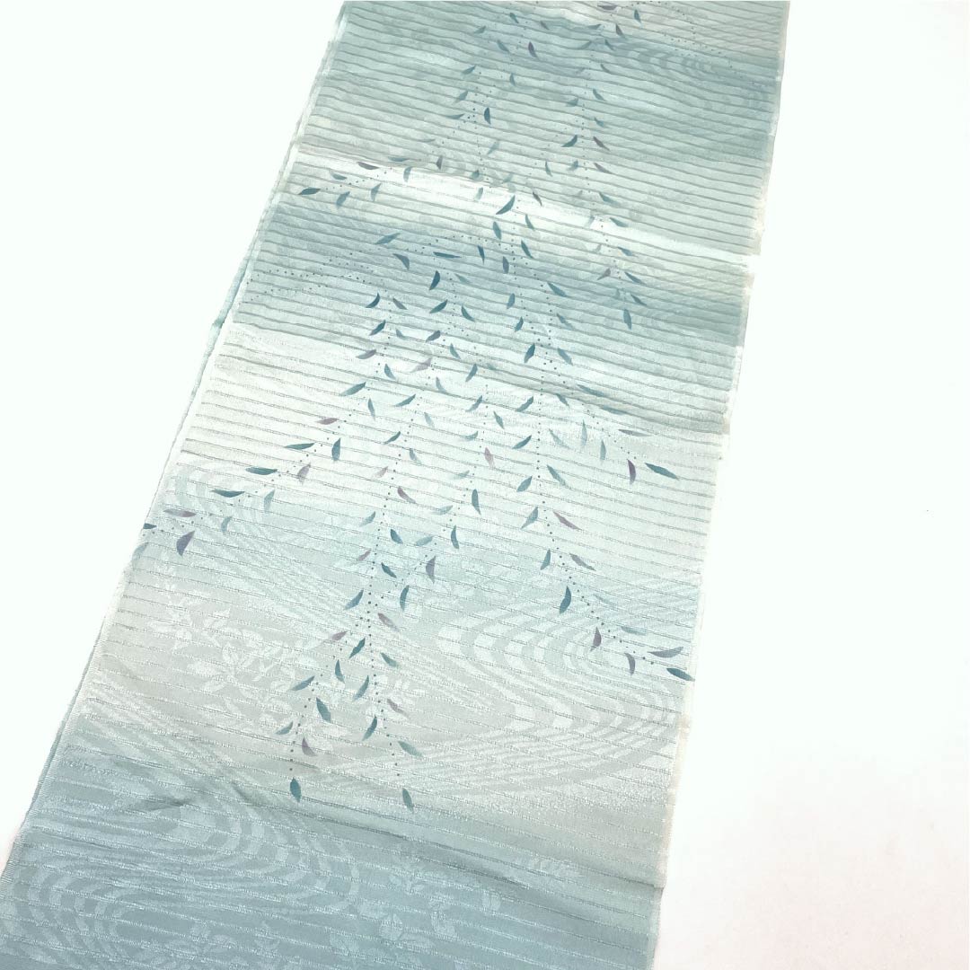 帯揚げ 正絹 Bランク セミフォーマル 淡水色(うすみずいろ) 夏用 流水 草花模様 長さ約181cm 幅約30.5cm 水色系 1136002324924