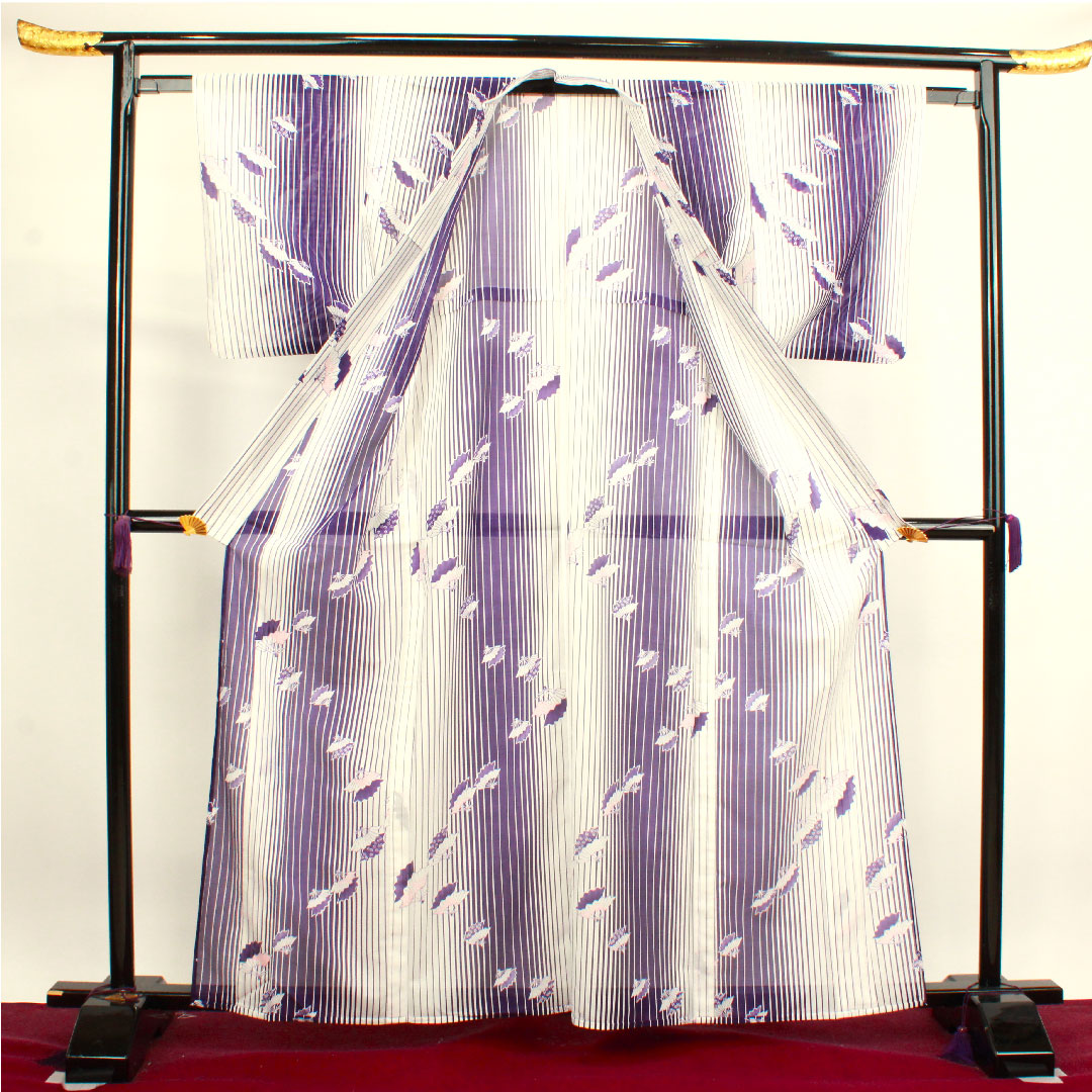 夏物 ポリエステル 小紋 身丈162.5cm 裄丈62cm 洗える着物 扇 縞 絽 Sランク グラデーション系 1132000712499