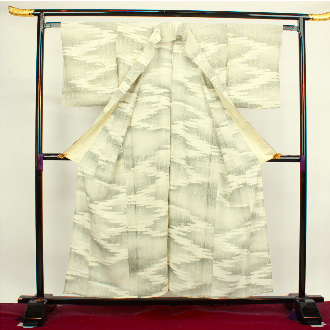 夏物 正絹 小紋 身丈155cm 裄丈62cm 乳白色(にゅうはくしょく) トンボ 道長取り 絽 Sランク クリーム系 1132000602315