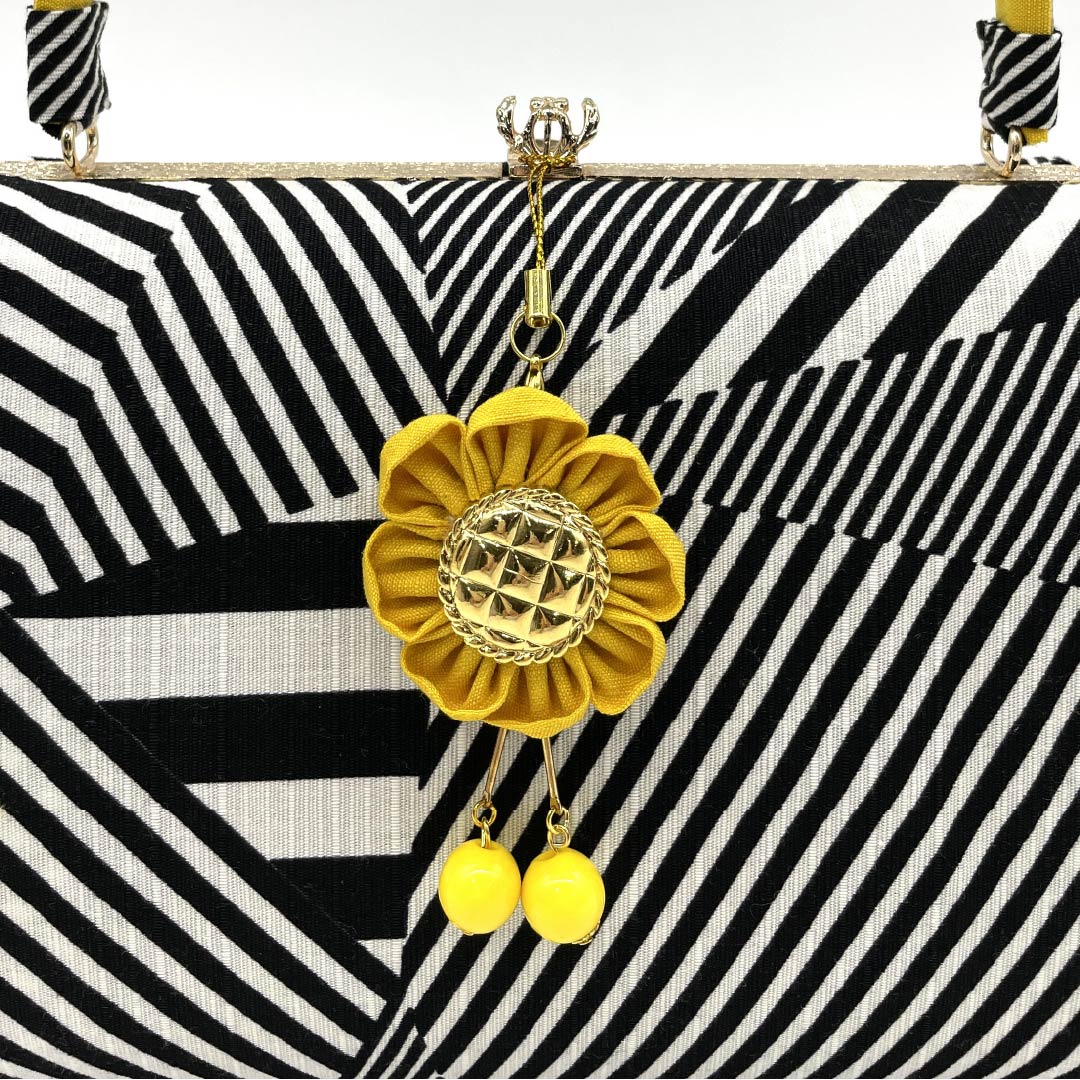 和装バッグ カジュアル 黒色(くろいろ) モノトーン ストライプ 幾何学模様 黒系 NEWランク 113900063110