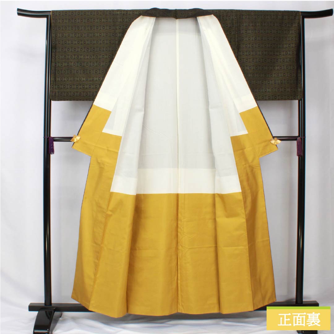 Silk Tsumugi Kimono, Length 157.5cm, Sleeve Length 64.5cm, Olive Green, Abstract Pattern, A-Rank, Lined, Green, Item Number 1116003873319