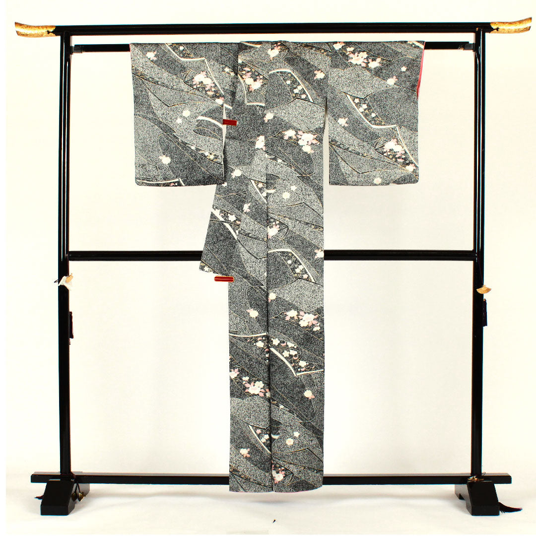 小紋 身丈158.5cm 裄丈63.5cm 袷 幾何学模様 花 正絹 Aランク 黒系 1115001963810