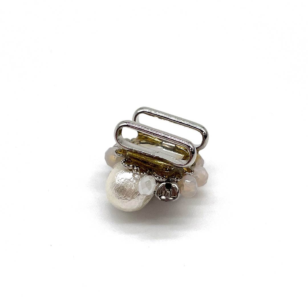 (New old stock) Obi clasp, other casual items, rhinestones, cotton pearls, length approx. 2cm, width approx. 2cm, S rank, white, 1137000852911