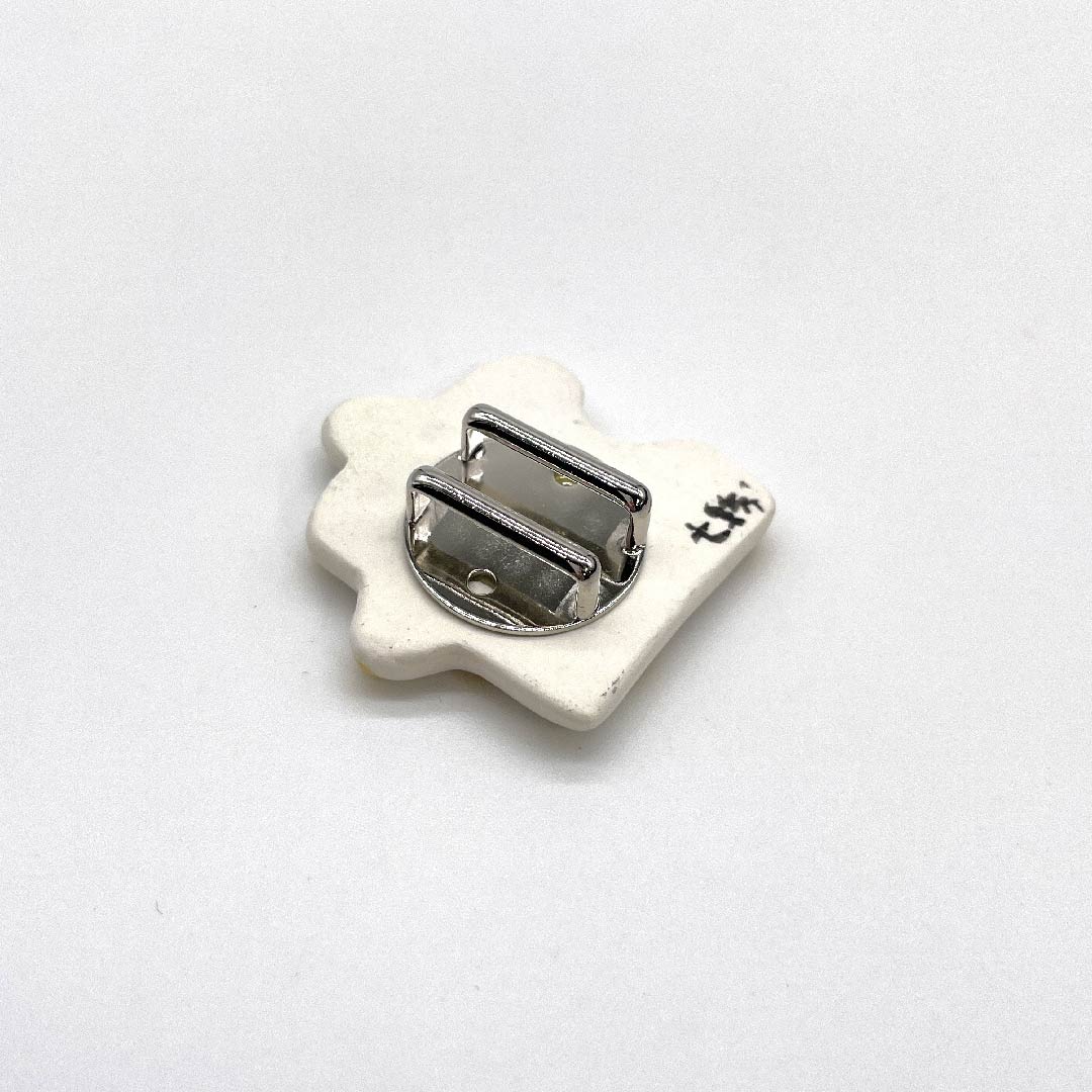 (New old stock) Obi fastener, ceramic, casual, white, ceramic, puzzle, length approx. 3.5cm, width approx. 3.5cm, S rank, white, 1137000412911