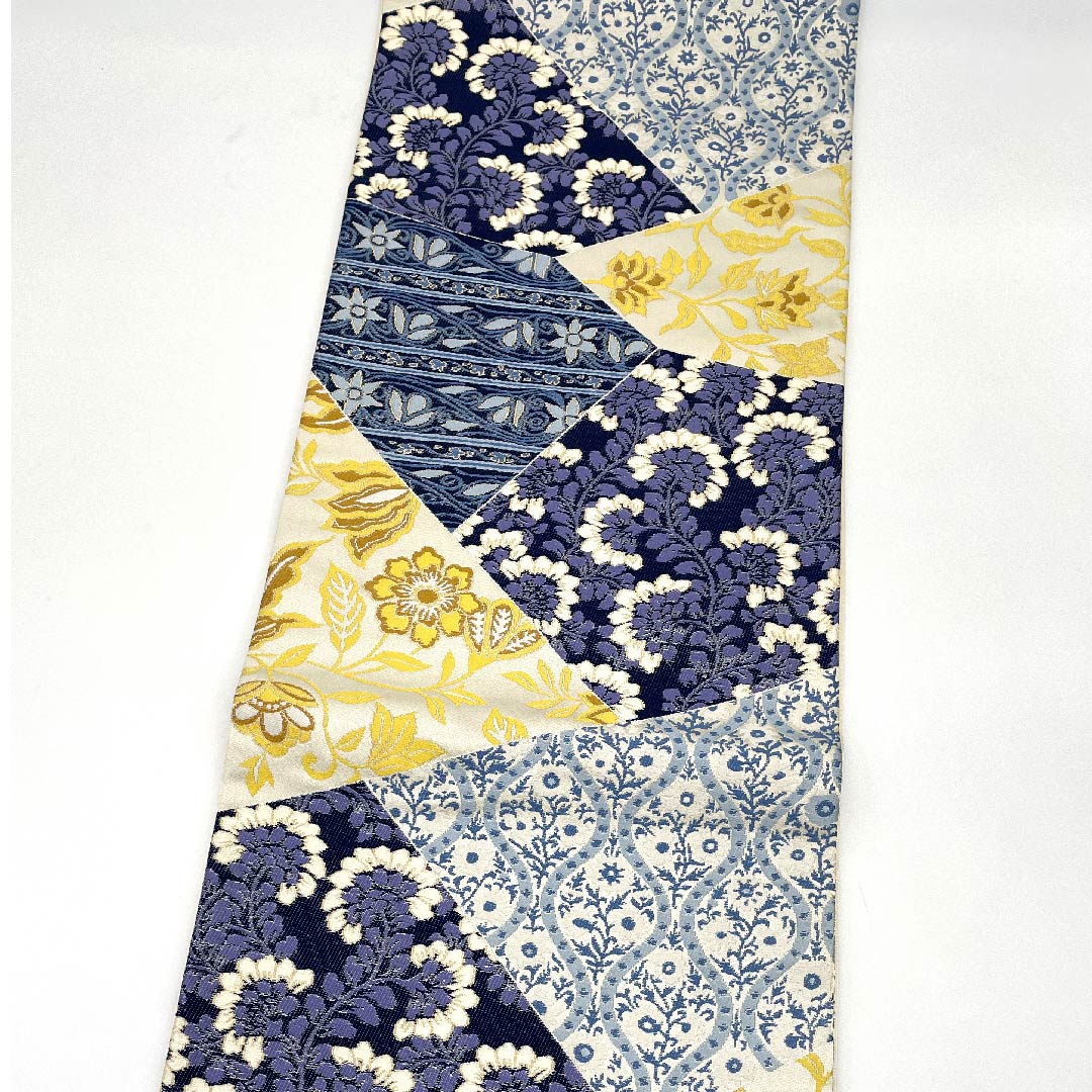 袋帯 白色 振袖用 白綾苑大庭 唐花模様 帯丈451cm 正絹 Sランク 六通 フォーマル 白系 1123009382411