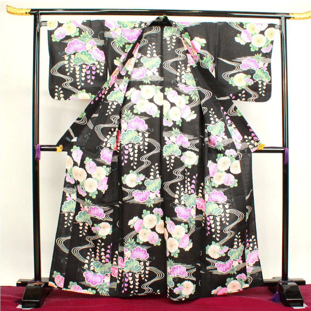 浴衣 松 菊 藤 流水 木綿 Sランク 単衣 身丈165cm 裄丈66.5cm 黒系 1118003932510