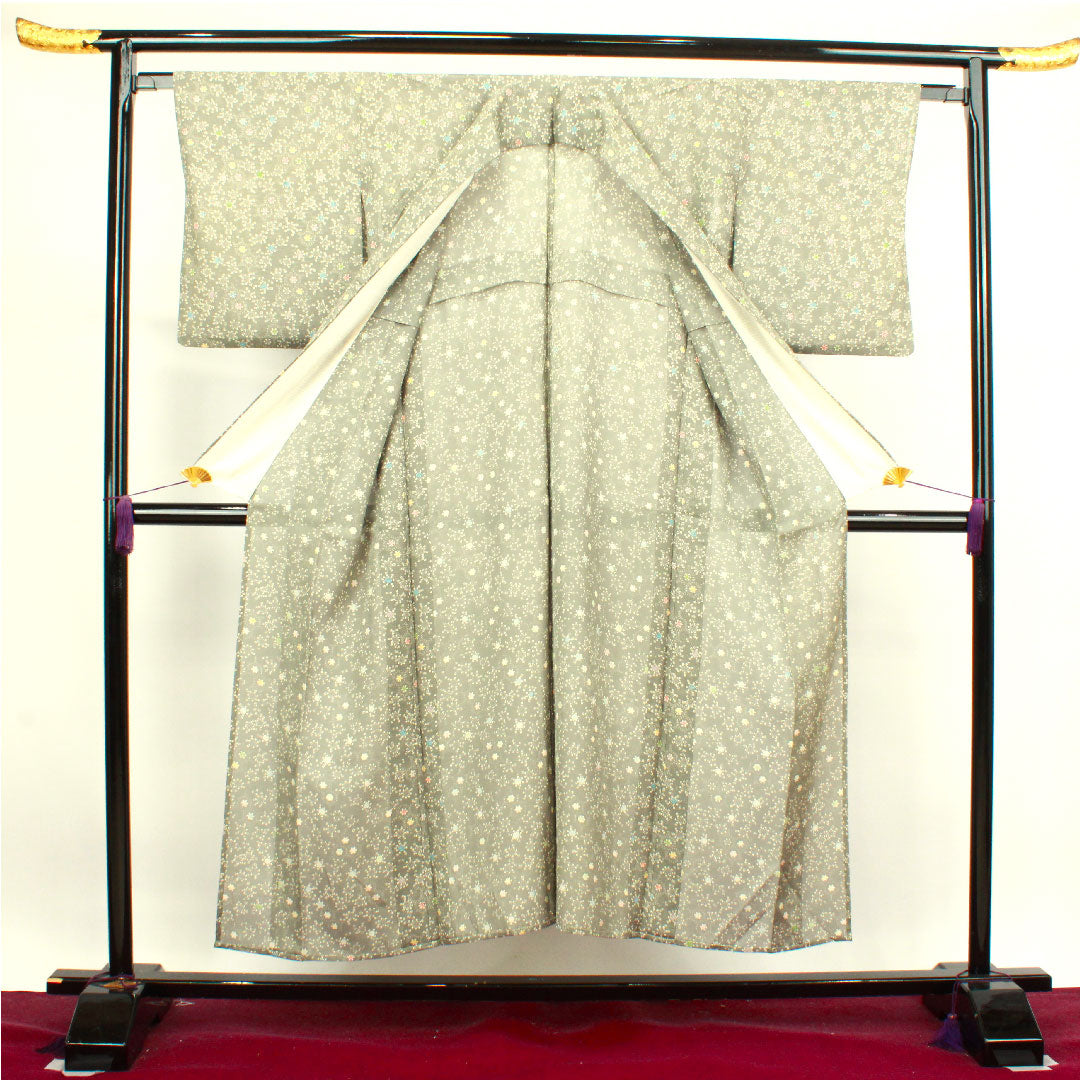 夏物 正絹 小紋 身丈149cm 裄丈63.5cm 柳鼠色(やなぎねずいろ) 菊 亀甲 絽 Sランク グレー系 1132000732122