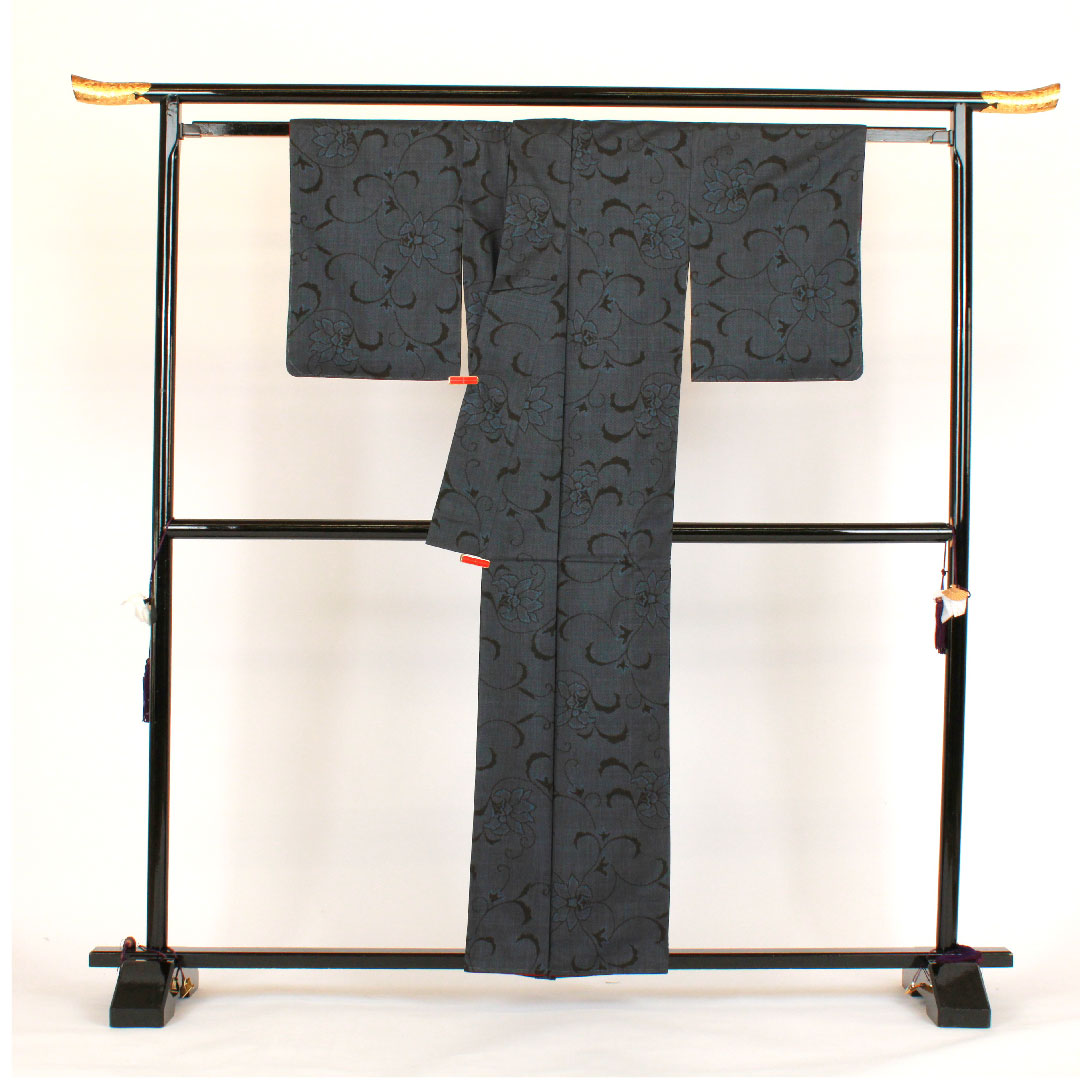 大島紬 身丈159cm 裄丈63cm 一元絣 唐草模様 正絹 Sランク 袷 紺系 1116000762318