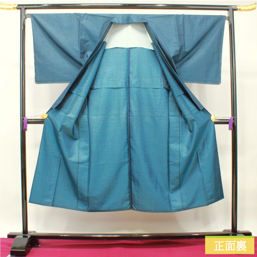 男物 ウール 身丈142cm 裄丈68.5cm 亀甲模様 しつけ糸付き 未使用品 Sランク 単衣 紺系 1119000762418