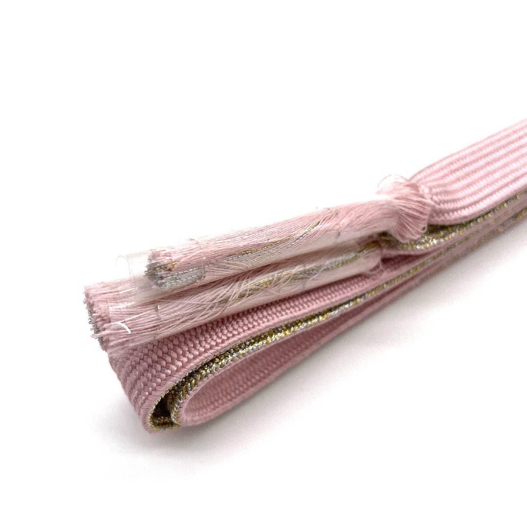 (新古品) 帯締め 正絹 四分紐 虹色(にじいろ) 金属糸使用 新古品 長さ約156cm 幅約1.5cm セミフォーマル Sランク ピンク系 1135001032913