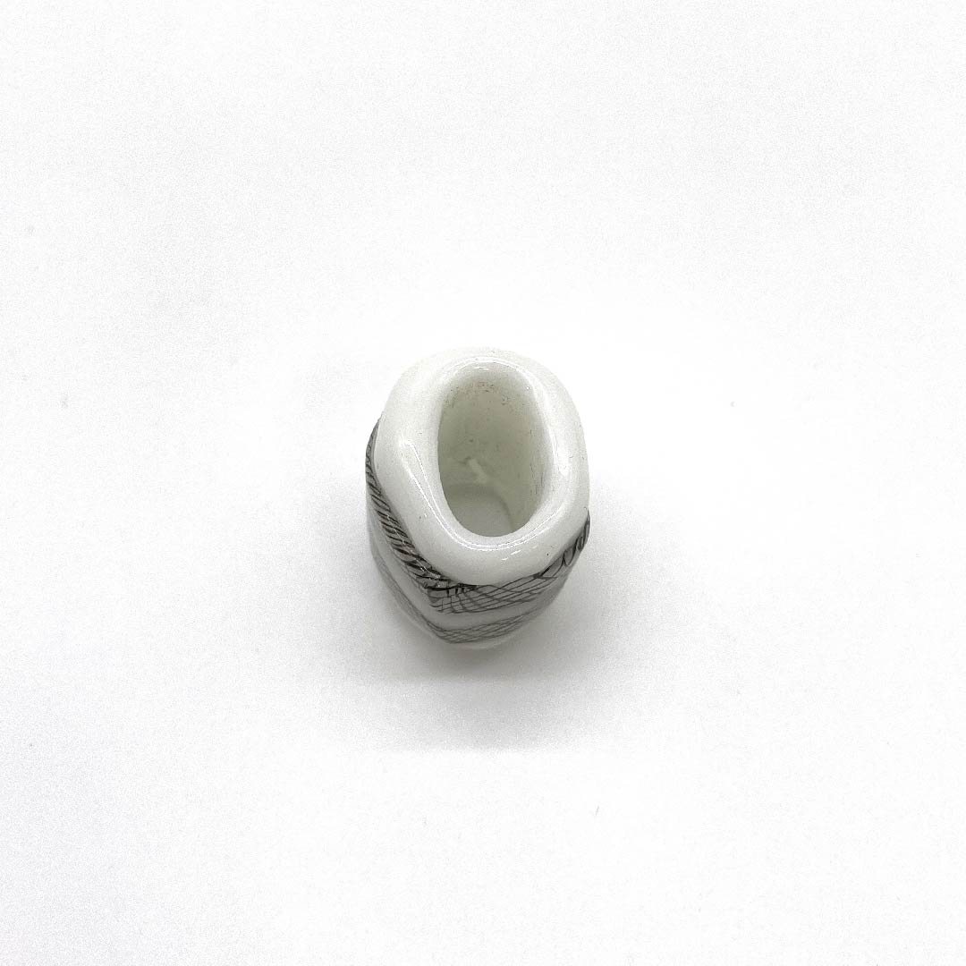 (New old stock) Glass Obi fastener, casual, white, glass beads, spiral, geometric pattern, length approx. 2cm, width approx. 2.5cm, A grade, white, 1137000583911