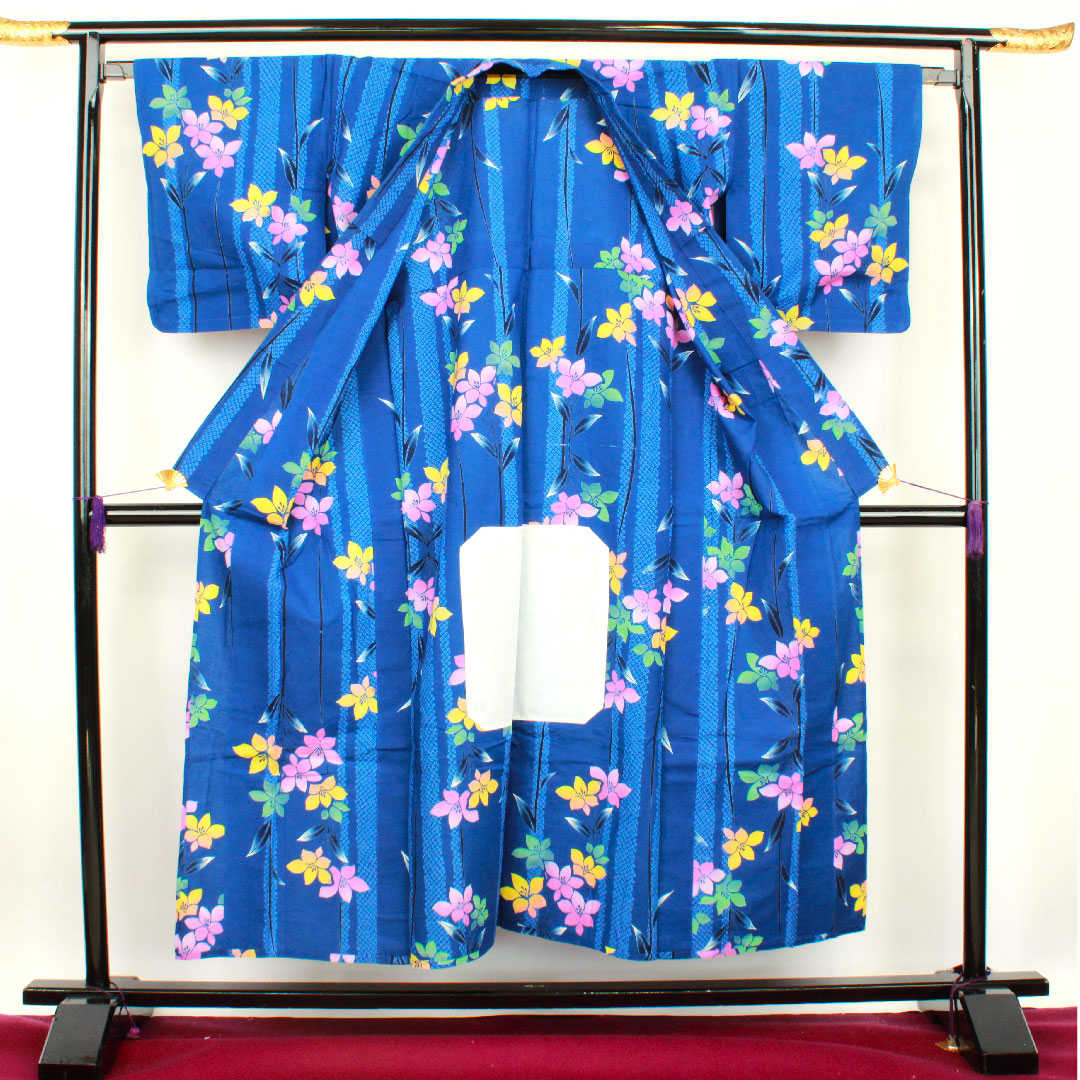 浴衣 濃桔梗色 すみれ 木綿 Sランク 単衣 身丈152cm 裄丈66.5cm 青系 1118001022217