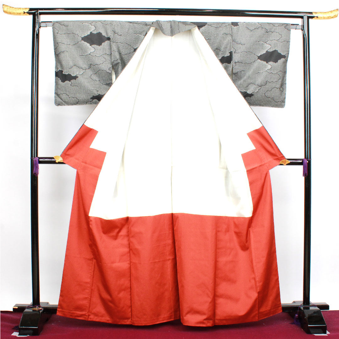 大島紬 身丈164.5cm 裄丈64.5cm 経緯絣 雲取り 正絹 Aランク 袷 黒系 1116002653410