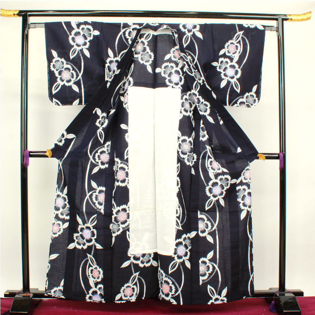 浴衣 しつけ糸付き 未使用品 褐色 撫子 木綿 Sランク 単衣 身丈162cm 裄丈64.5cm 紺系 1118002062418