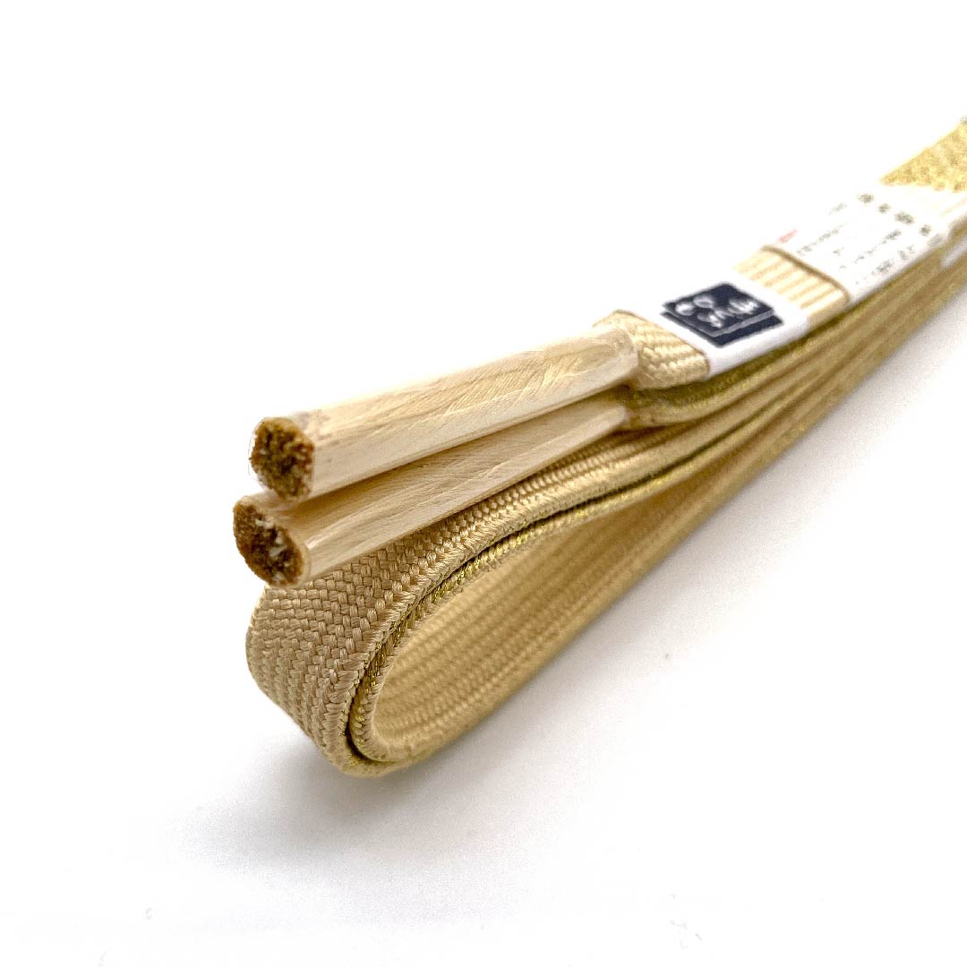 (新古品) 帯締め 正絹 四分紐 蜜陀僧色(みつだそういろ) 特選金銀糸使用 金属糸使用 手組紐 長さ約159cm 幅約1.5cm セミフォーマル Sランク ベージュ系 1135002262325