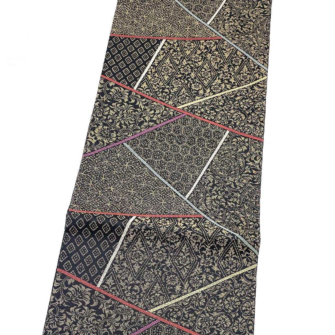 袋帯 黒色 切り嵌め風 七宝 更紗 亀甲 帯丈432cm 正絹 Sランク 六通 カジュアル 黒系 1123008832310