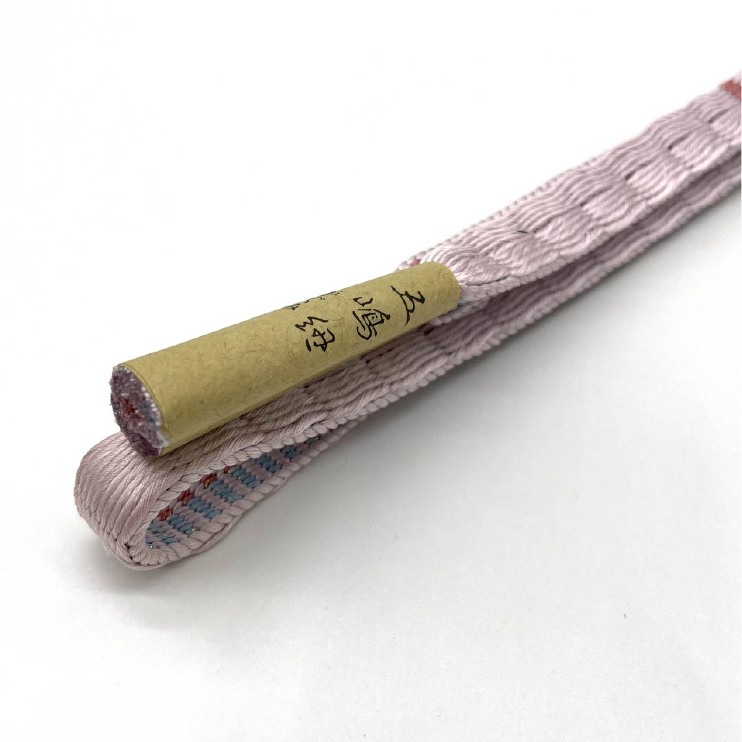 (新古品) 帯締め 正絹 NEWランク 五嶋紐 淡藤色(うすふじいろ) 手ぐみ 古典柄 長さ約165cm 幅約1.4cm セミフォーマル ピンク系 1135004891313
