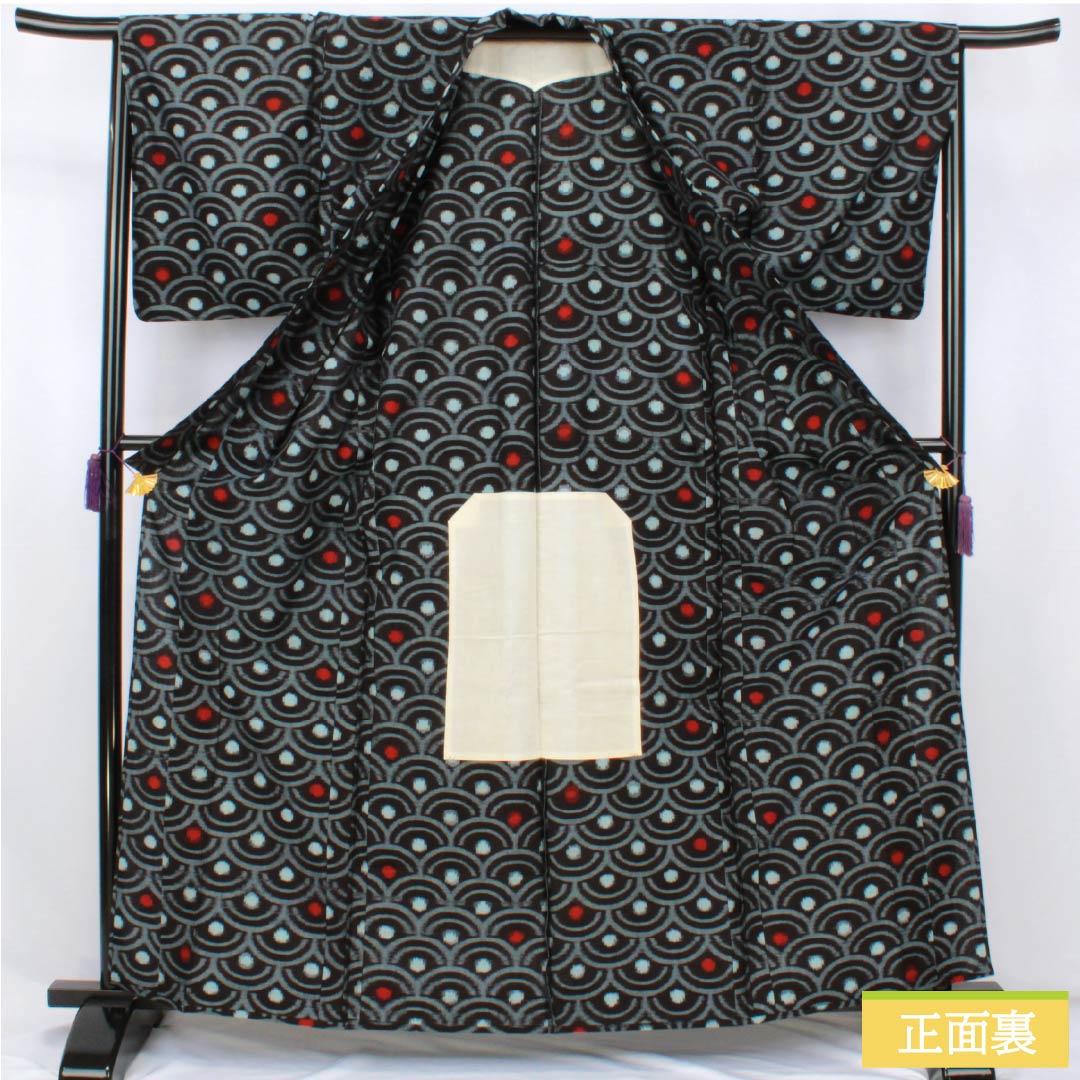 紬 木綿 Aランク 身丈164.5cm 裄丈66.5cm 久留米絣 青海波 単衣 紺系 1116004423418