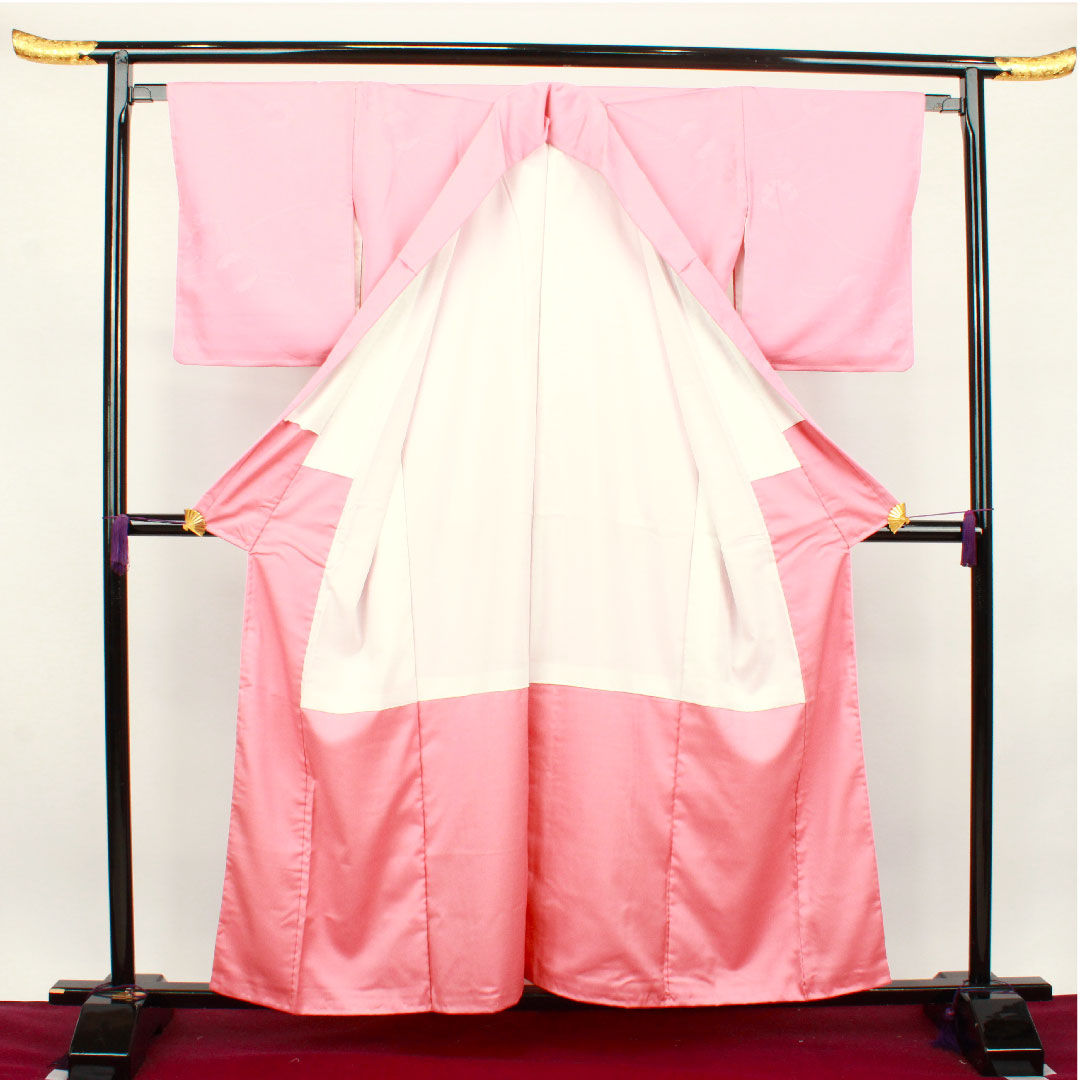 色無地 ポリエステル 長春色 洗える着物 身丈158cm 裄丈65cm 袷 Sランク ピンク系 1114000802313