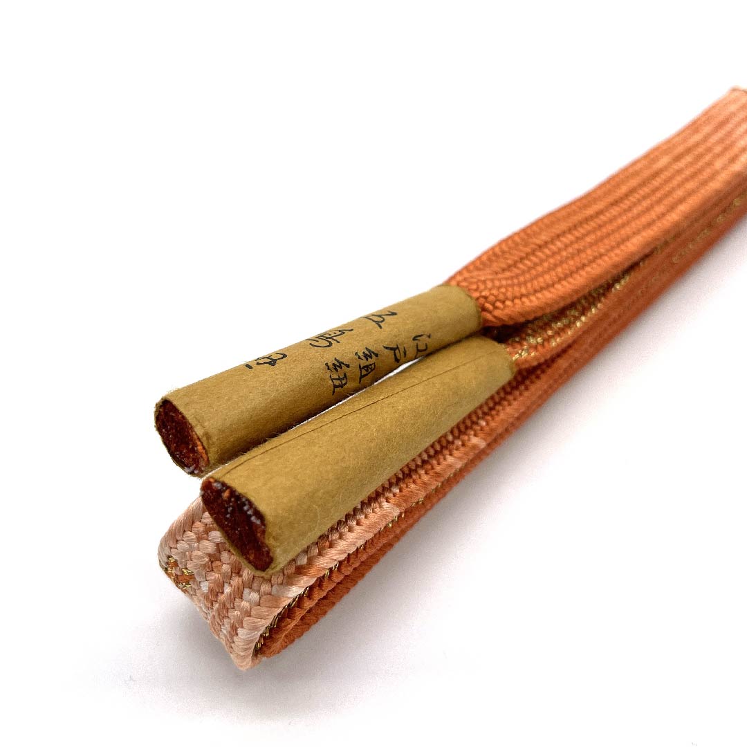 (新古品) 帯締め 正絹 四分紐 黄丹色(おうにいろ) 五嶋紐 江戸組紐 金属糸使用 長さ約159cm 幅約1.7cm セミフォーマル Sランク 橙系 1135002402326