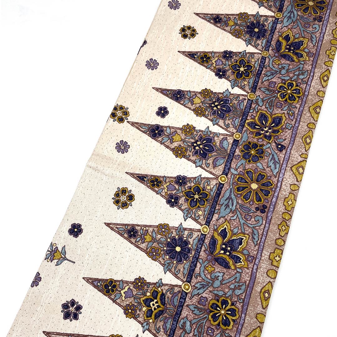 袋帯 翁茶色(おきなちゃいろ) 花更紗 幾何学模様 帯丈457cm 正絹 Aランク 六通 カジュアル ピンク系 1123007183413