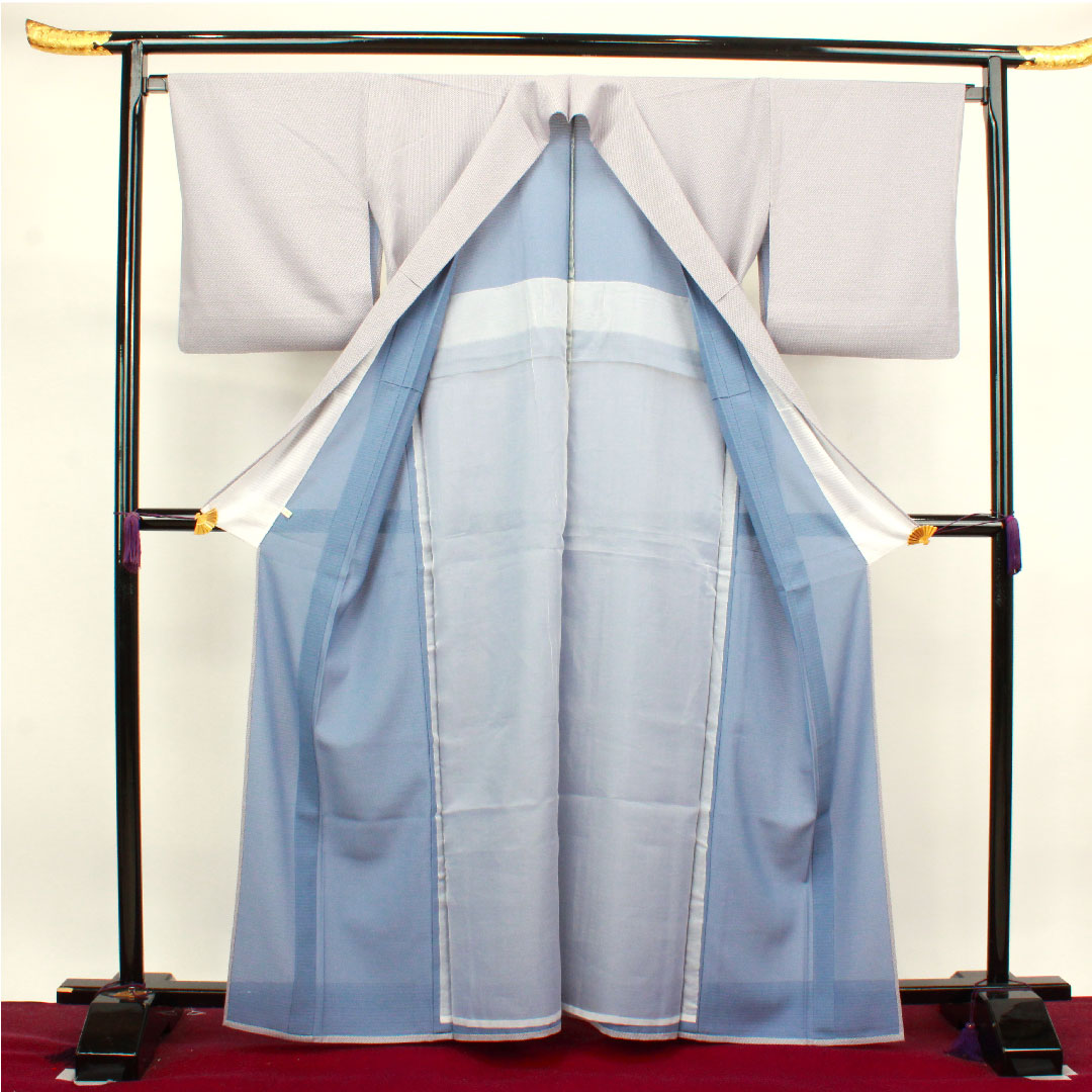 夏物 正絹 小紋 身丈163cm 裄丈66.5cm 白梅色(しらうめいろ) 五嶋紐監修 絽ちりめん 鱗 絽 Sランク 紫系 1132000512420