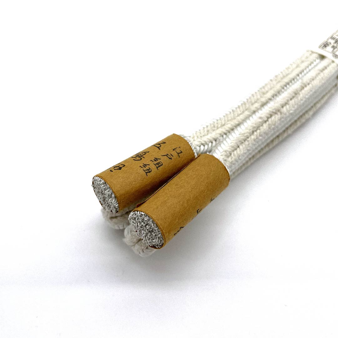 (新古品) 帯締め 正絹 四分紐 卯の花色(うのはないろ) 青白磁色(せいはくじいろ) 五嶋紐 江戸組紐 長さ約159cm 幅約1.2cm カジュアル Sランク 白系 1135002482311