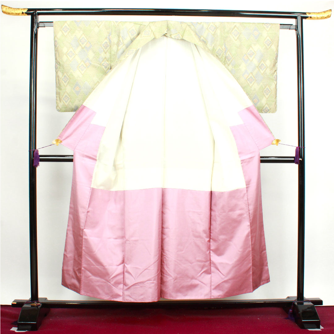 大島紬 身丈153.5cm 裄丈62.5cm 利休白茶色 経緯絣 菱 正絹 Sランク 袷 緑系 1116002662219