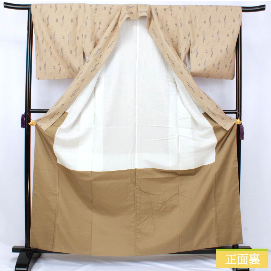 紬 正絹 Sランク 身丈162cm 裄丈65cm 白橡色(しろつるばみいろ) 米沢 ぜんまい紬 はればれ加工 袷 ベージュ系 1116004442425