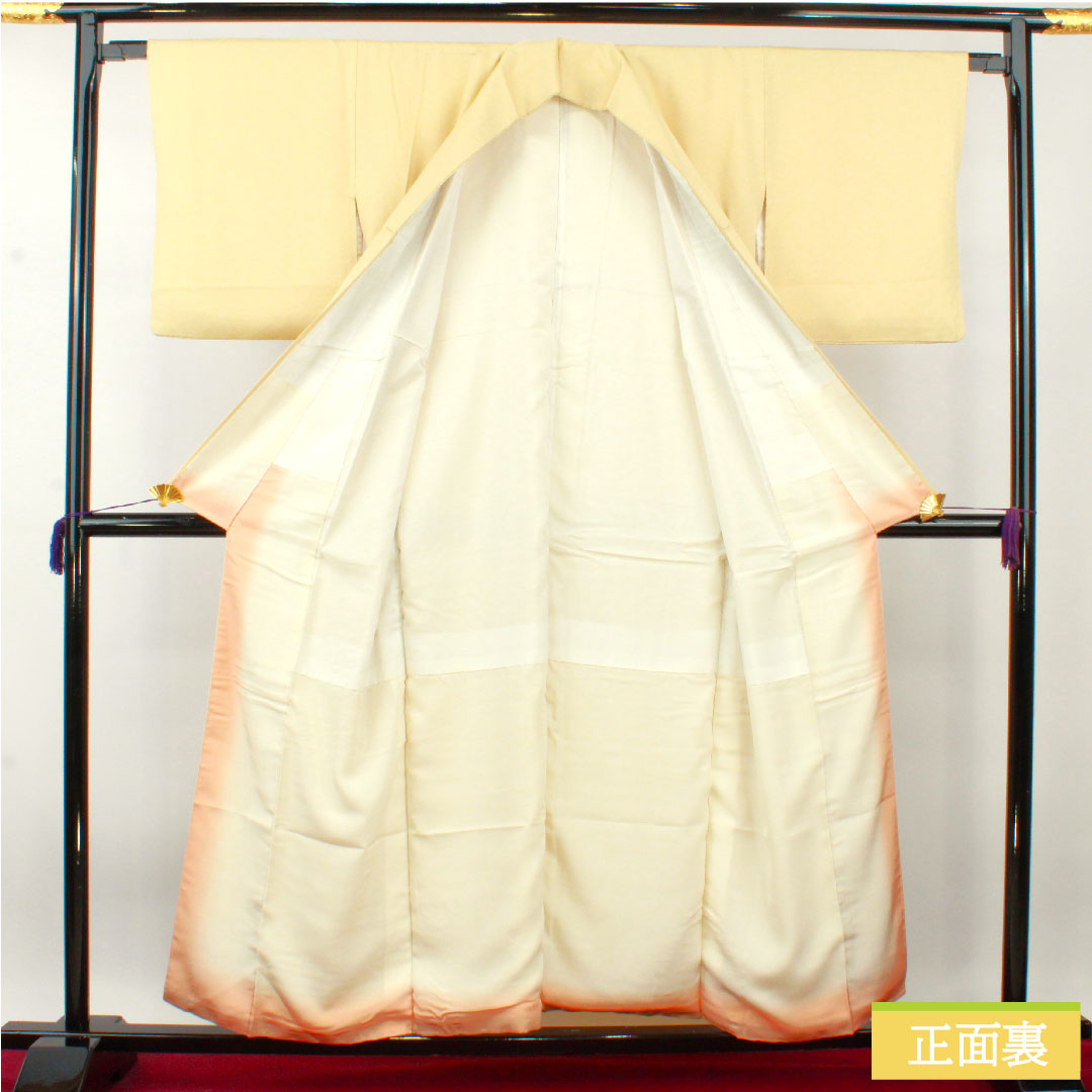 色無地 正絹 身丈155.5cm 裄丈64.5cm 東京白茶色(とうきょうしらちゃいろ) 素無地 梅鉢 袷 Aランク 黄系 1114001463323