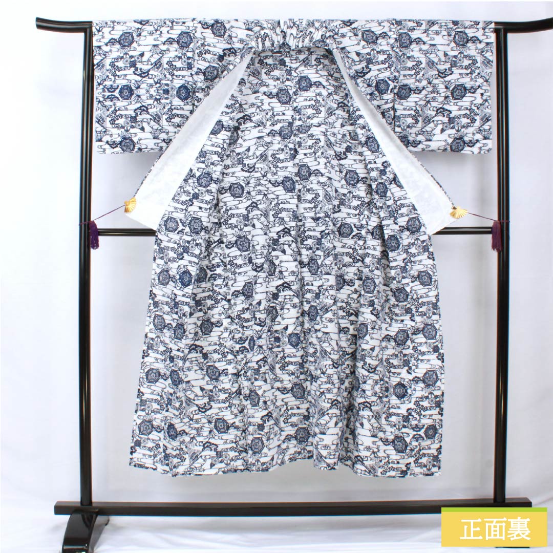 Yukata Cotton Length 144cm Sleeve length 63cm A rank Silk White Cotton Silk Flowing water Pine Auspicious motif 1118005583111