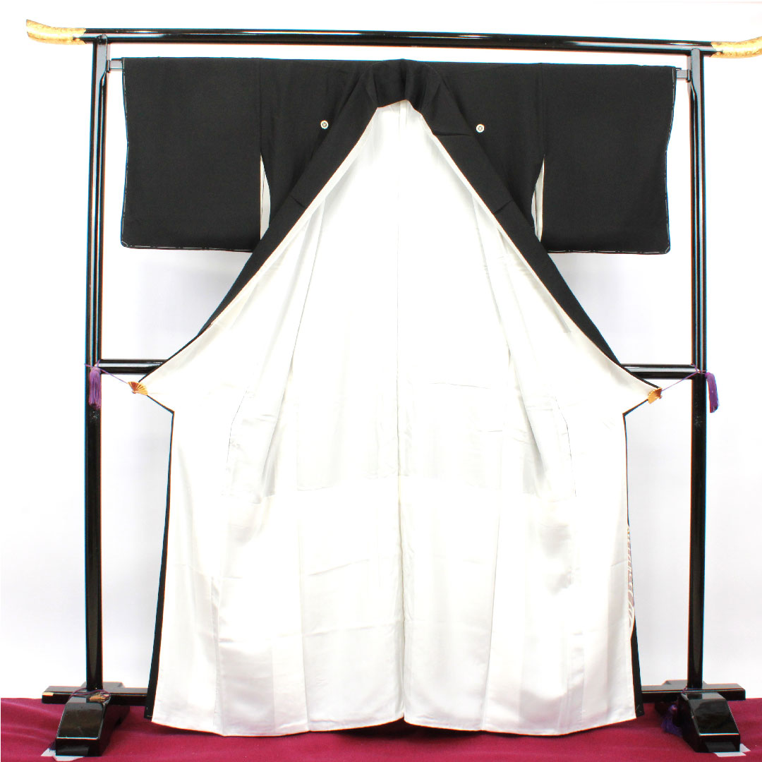 Black Tomesode, Length 163cm, Sleeve Length 67cm, Lined, Kyoto Yuzen, Embroidery, Five Gourds and Different Hawk Feathers, Thread Attached, Unused, Pure Silk, S Rank, Five Crests, Black, 1111001142410