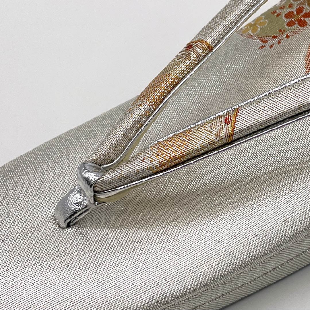 Sandals, Obi Fabric, Grade A, Formal, Tomesode (Tomesode), Saga Nishiki, Auspicious Pattern, 23cm Length, Medium, Silver, Product Number: 1122001293322