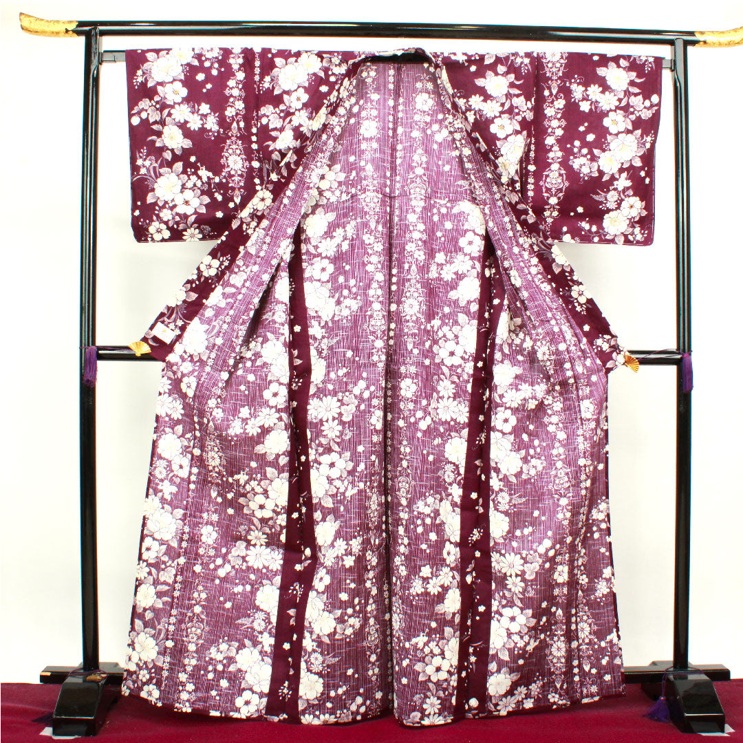浴衣 松田聖子 しつけ糸付き 未使用品 小紫色 桜 イチゴ 木綿 Sランク 単衣 身丈167.5cm 裄丈68cm 紫系 1118003742520