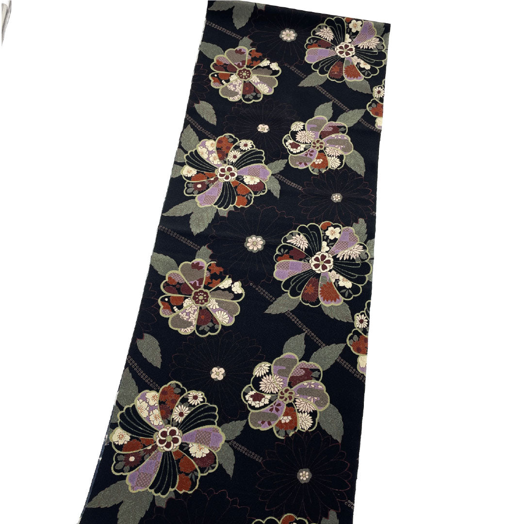 帯揚げ 正絹 Sランク カジュアル 黒色(くろいろ) 古典柄 花柄 レトロ 長さ約176cm 幅約31cm 黒系 1136001742910