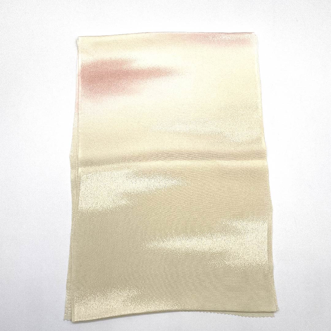 (新古品) 帯揚げ 正絹 フォーマル 鳥の子色(とりのこいろ) 丹後ちりめん 雲取り 新古品 長さ約174cm 幅約29cm Sランク クリーム系 1136000112915