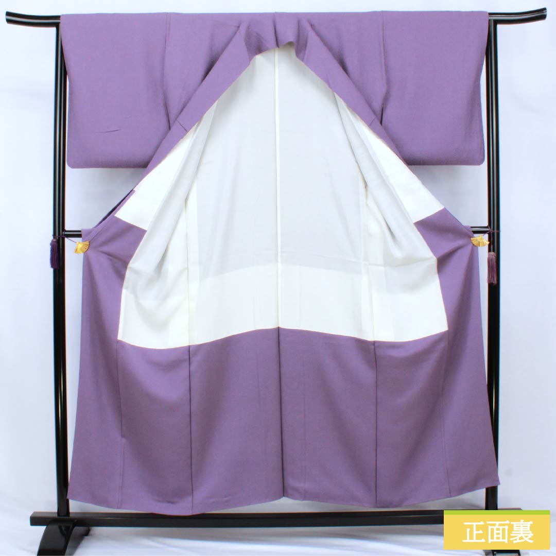 色無地 正絹 Sランク 身丈152.5cm 裄丈64.5cm 中紫色(なかのむらさきいろ) 一つ紋 五三桐 幾何学模様 袷 紫系 1114002642220