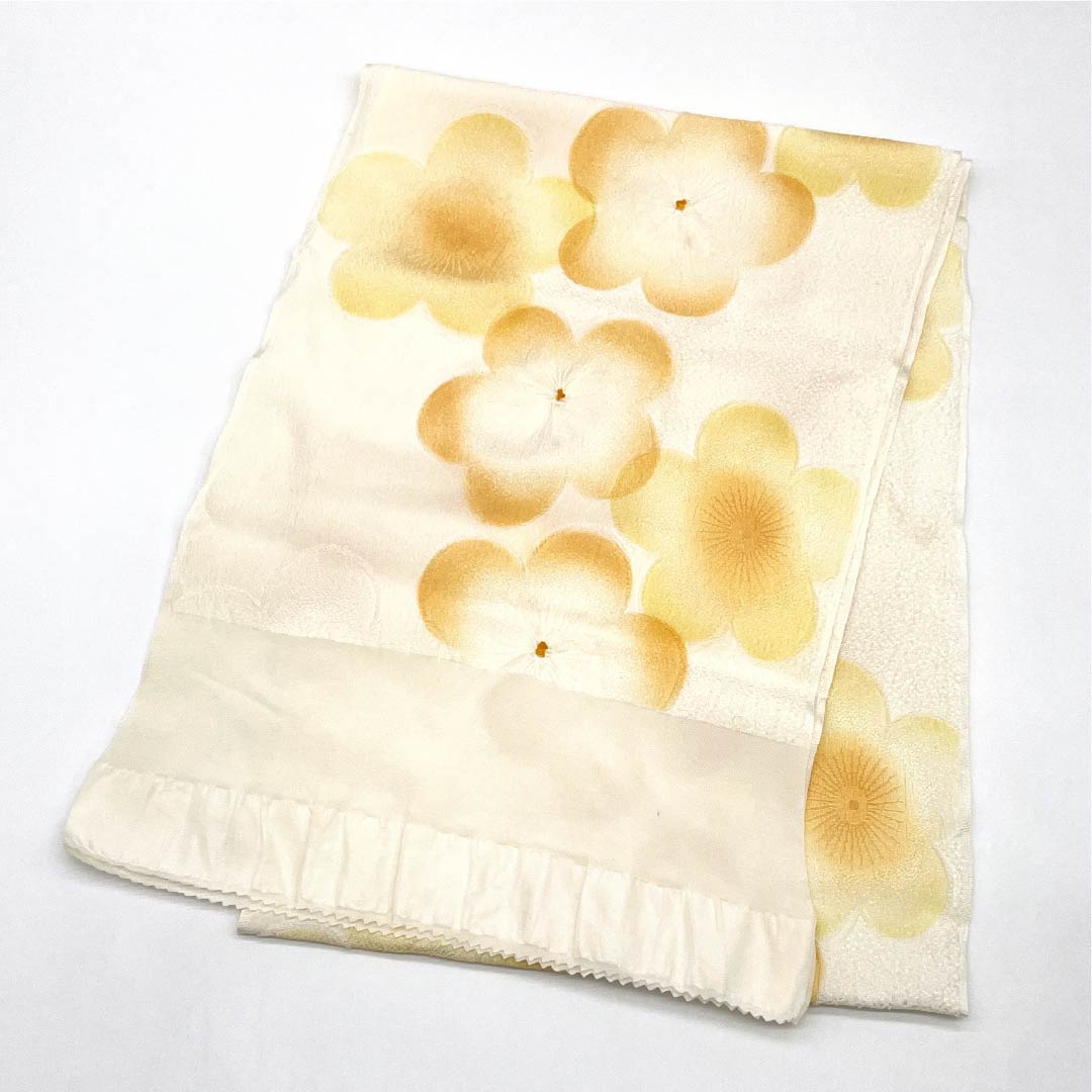 帯揚げ 正絹 Aランク セミフォーマル 乳白色(にゅうはくしょく) 部分絞り 花 長さ約168cm 幅約27.5cm 白系 1136003113911