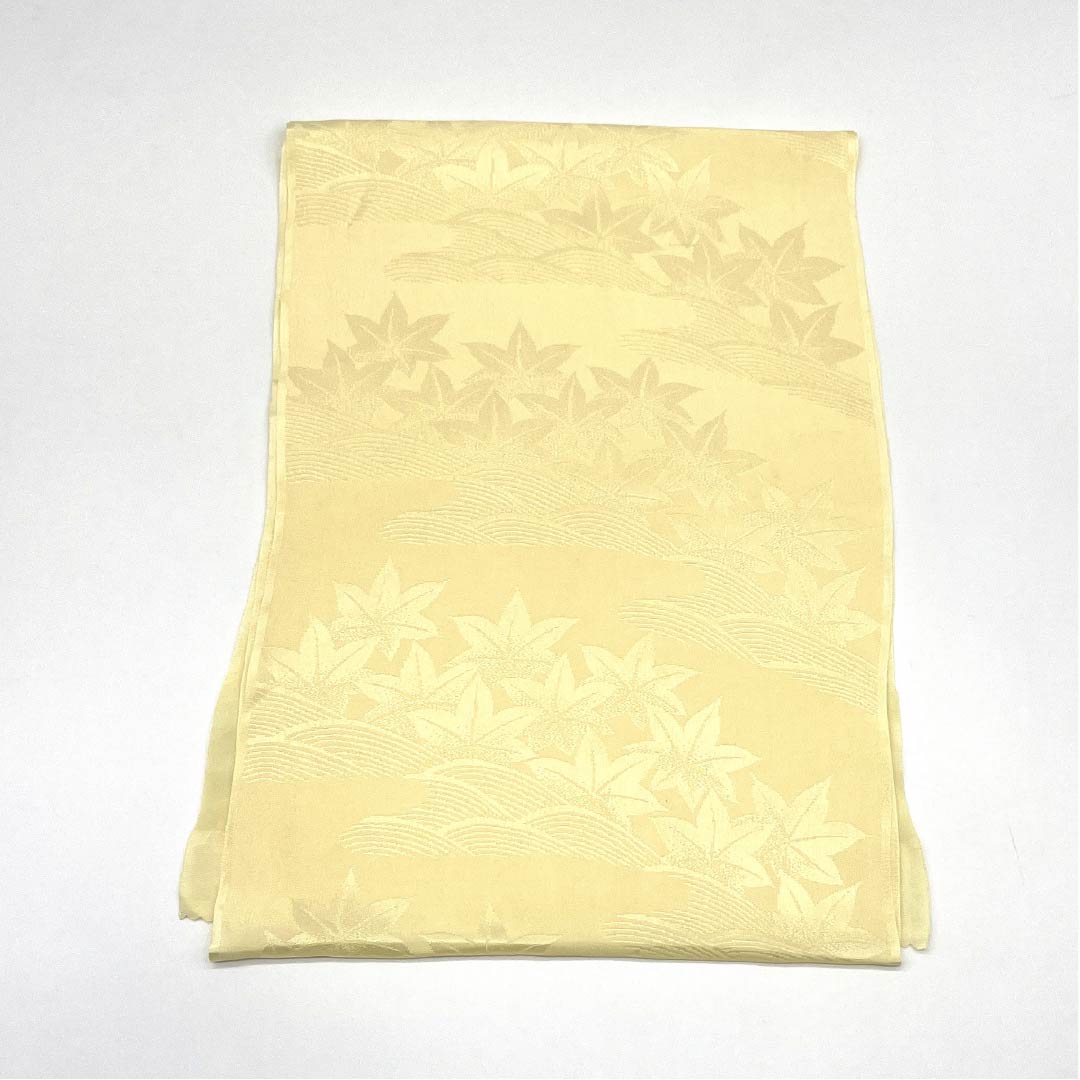 帯揚げ 正絹 フォーマル 淡黄色(たんこうしょく) 紅葉 古典柄 長さ約164cm 幅約28cm Sランク 黄系 1136000472923