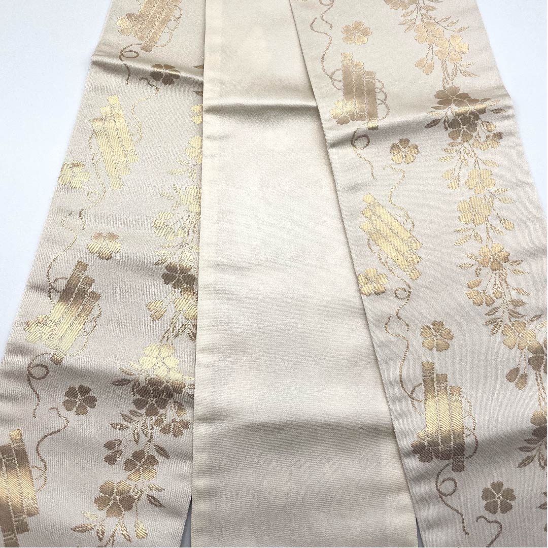 (未仕立)半幅帯 胡粉色(ごふんいろ) 花笩 新品未使用品 帯丈453cm 正絹 クリーム系 NEWランク 1125000321915