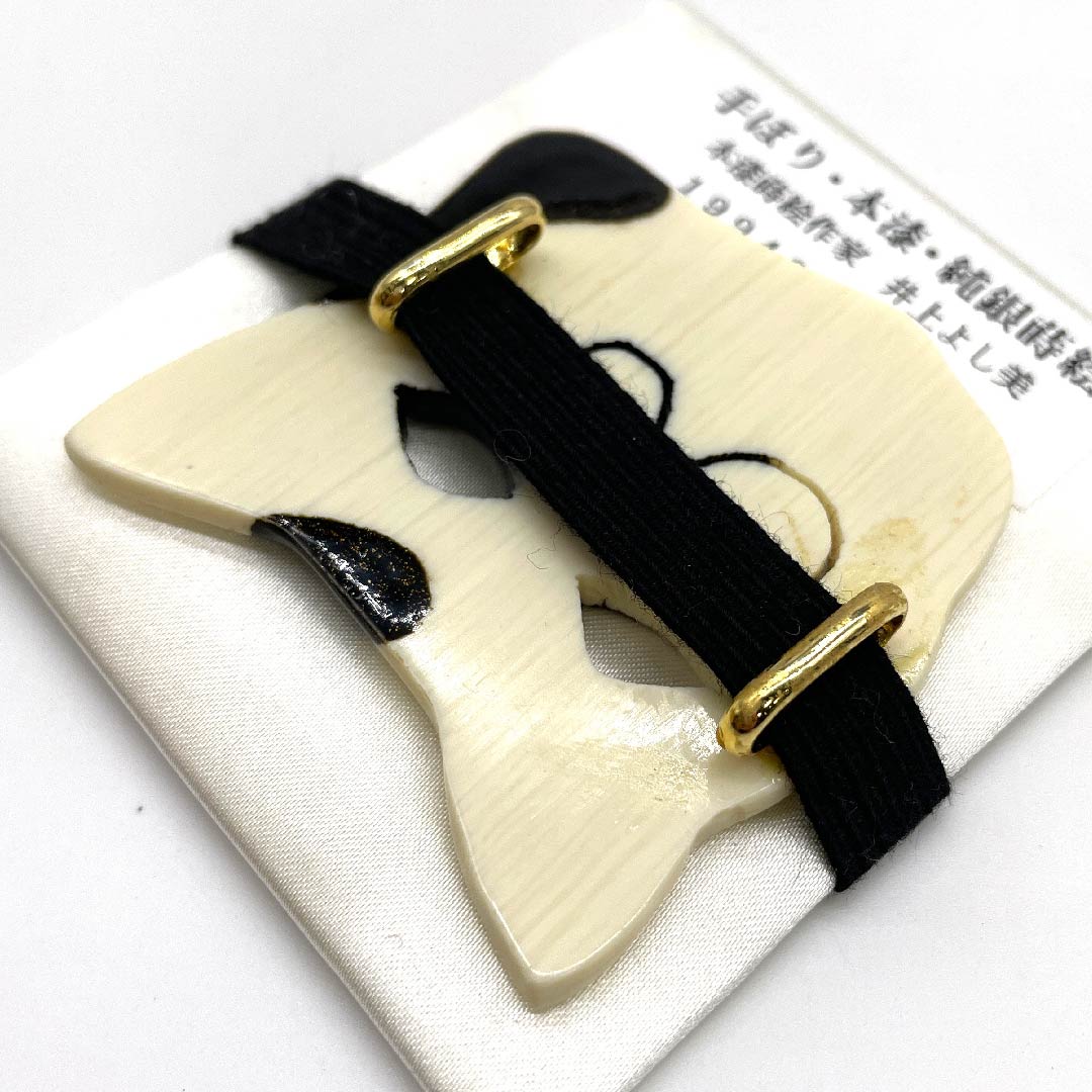 (New old stock) Obidome (sash fastener) Maki-e (lacquer work) Casual Berlin blue (Berensuiro) Pure silver Maki-e (lacquer work) Hand-carved Genuine lacquer Length approx. 6cm Width approx. 5.5cm S rank White 1137000682911