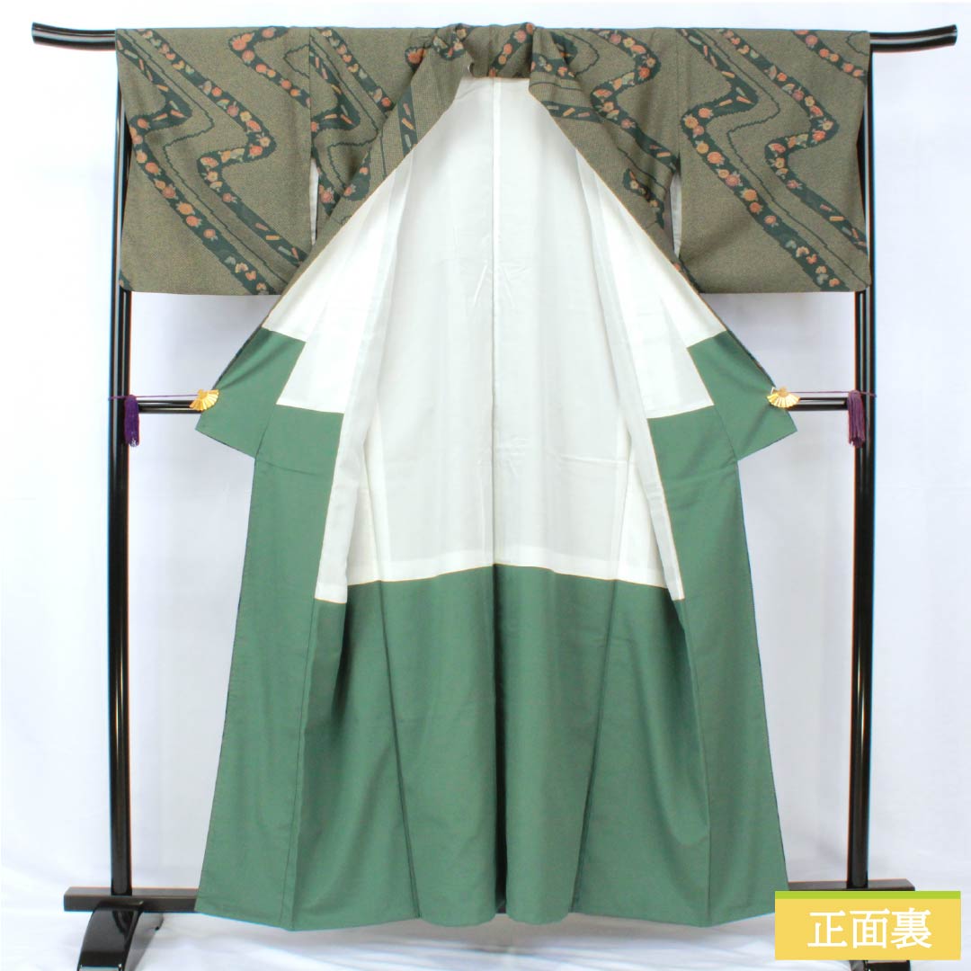 小紋 ポリエステル 身丈159cm 裄丈67cm 袷 鉄色(てついろ) 洗える着物 流水 蝶 Sランク 緑系 1115005192319