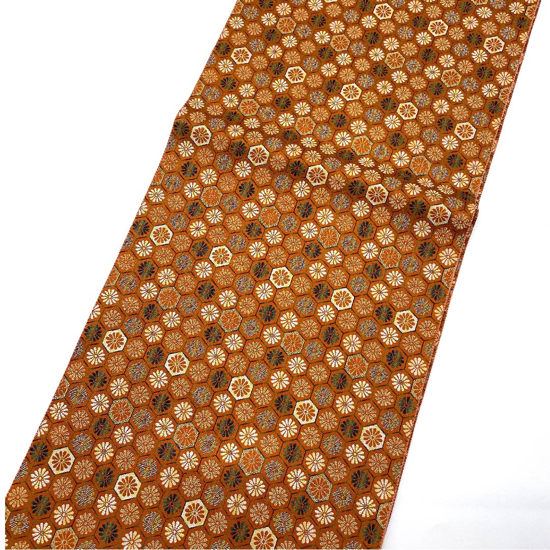 (未仕立)袋帯 赭色(そおいろ) 亀甲 菊 帯丈464cm 正絹 Aランク 全通 セミフォーマル 茶系 1123006573414