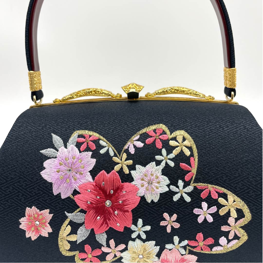 和装バック フォーマル 黒色(くろいろ) 振袖用 刺繍 桜 黒系 Aランク 113900017310