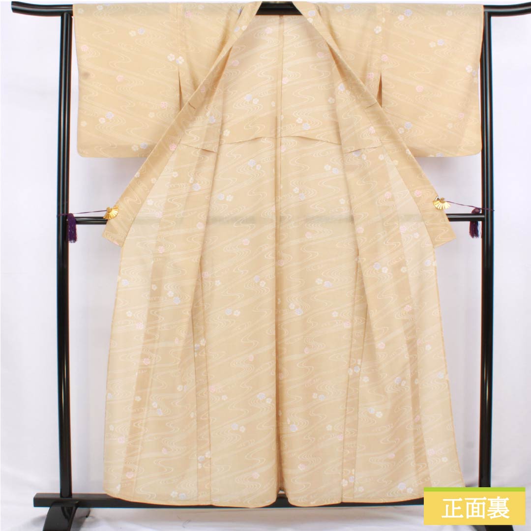 夏物 ポリエステル 小紋 身丈158cm 裄丈64cm 桑色白茶色(くわいろしらちゃいろ) 流水 ひなげし 洗える着物 紗 Sランク ベージュ系 1132002602325