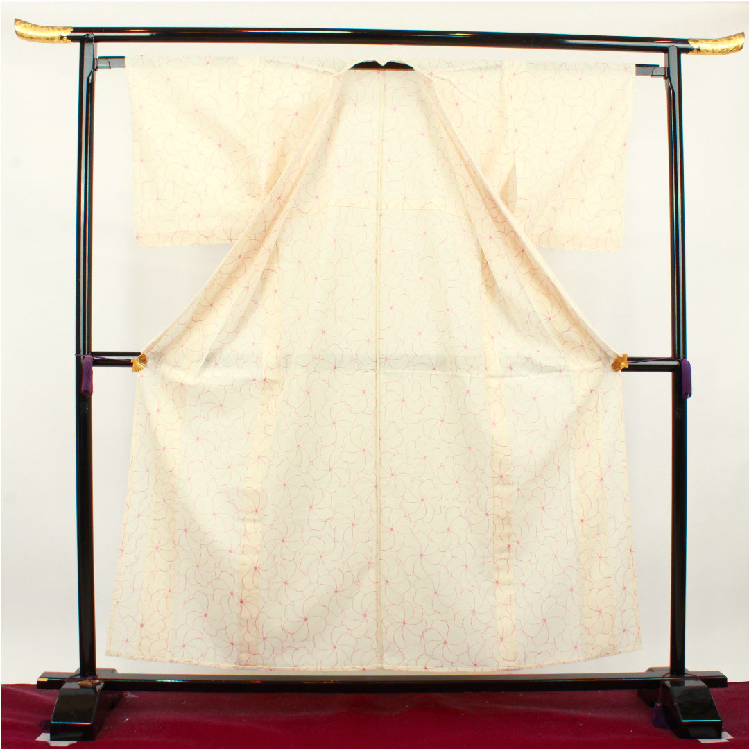 夏物 正絹 紬 身丈157cm 裄丈63.5cm 乳白色(にゅうはくしょく) 菊 紗 Sランク クリーム系 1132001312315