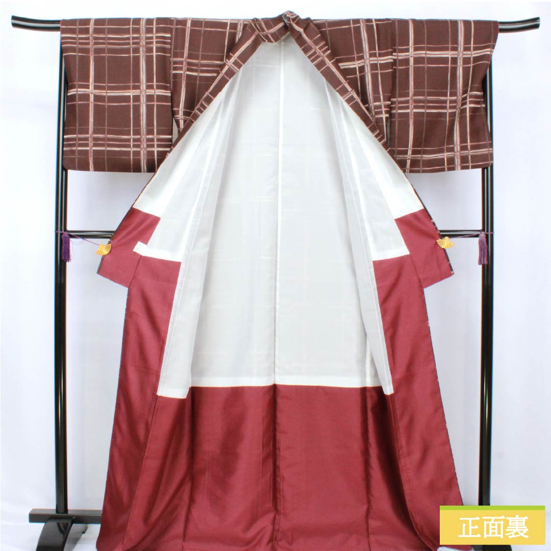 小紋 ポリエステル Sランク 身丈167.5cm 裄丈68cm 袷 焦色(こがれいろ) 格子 洗える着物 茶系 1115007522514