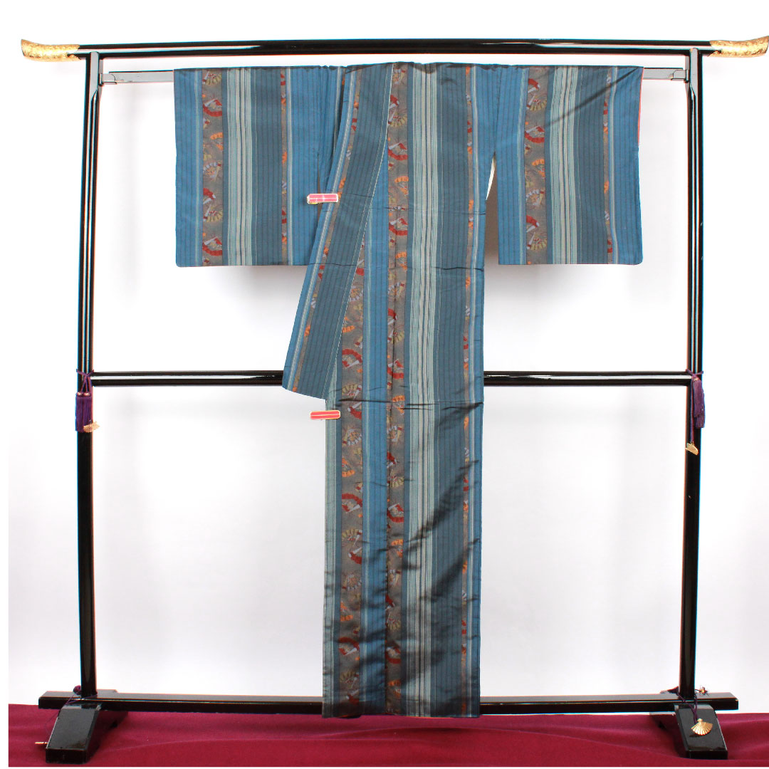 大島紬 身丈155cm 裄丈69.5cm 紺鼠色 藍鉄色 縞模様 正絹 Aランク 袷 青系 1116001693317