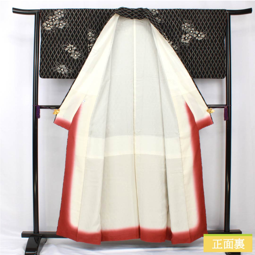 小紋 正絹 身丈158cm 裄丈63cm 袷 立涌 椿 パールトーン加工 Aランク 黒系 1115005343310