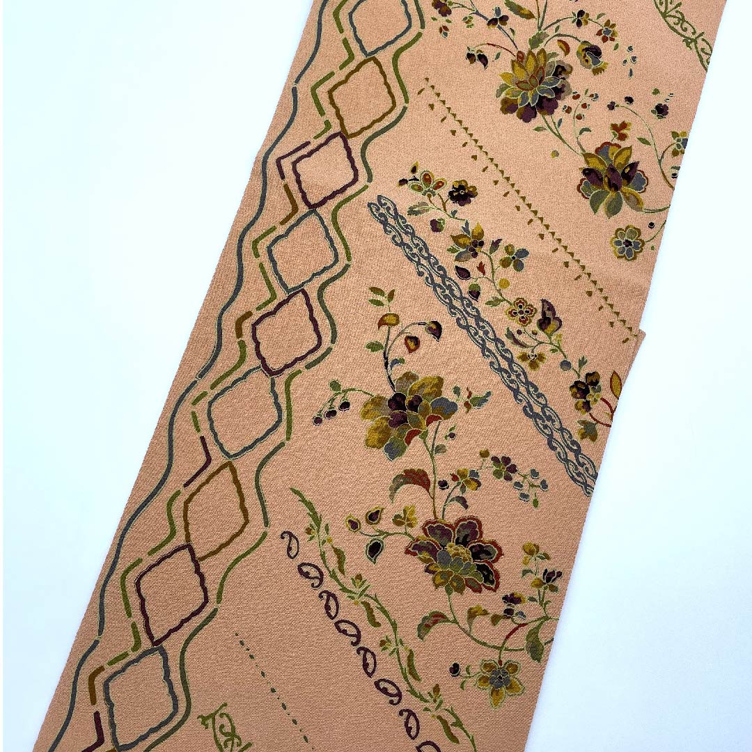 名古屋帯 薄赤色 型染 更紗 抽象模様 帯丈374cm 正絹 Sランク 全通 カジュアル ピンク系 1124003982313 名古屋仕立て